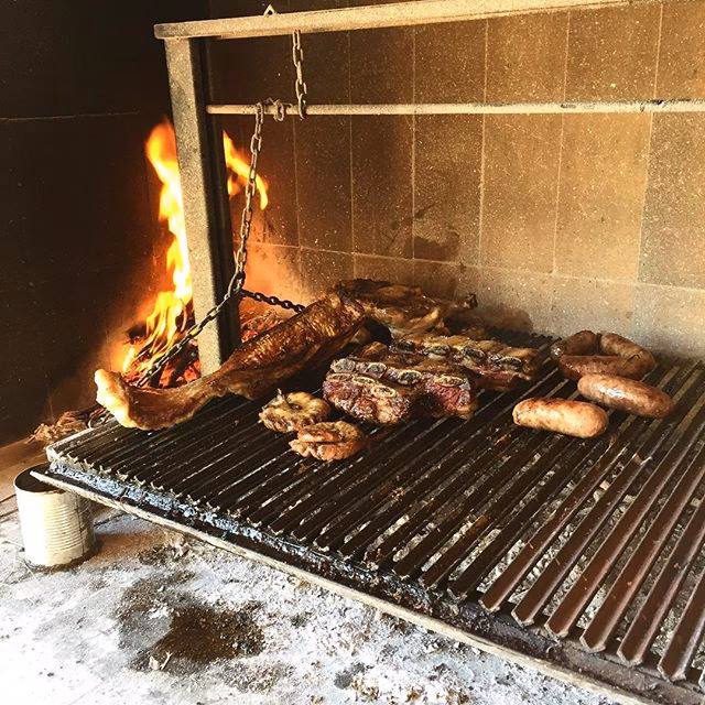 Wie hoch muss ein Grill sein?