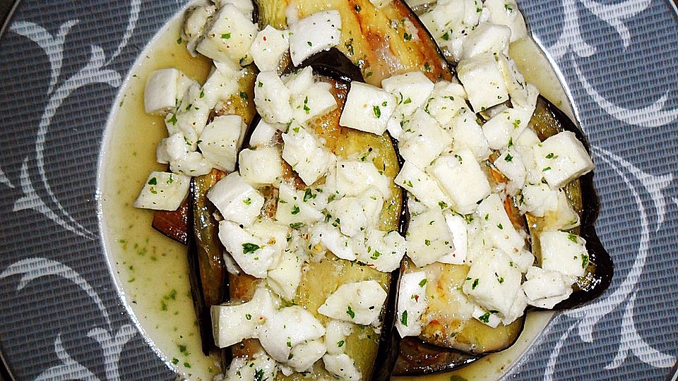 Wie kann man Auberginen Backen?