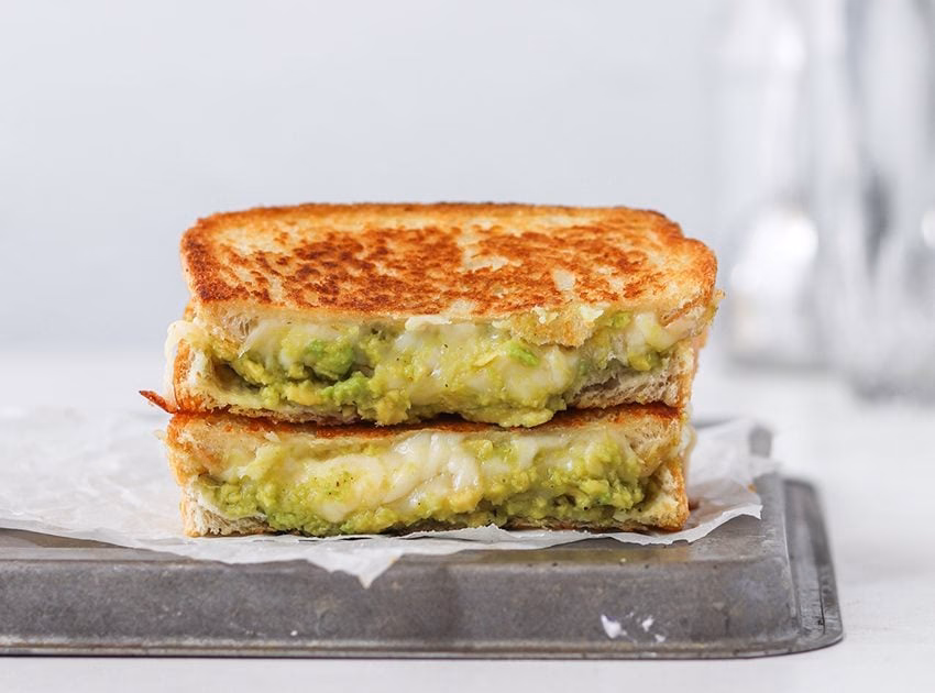 What type of bread is best for avocado grilled cheese?