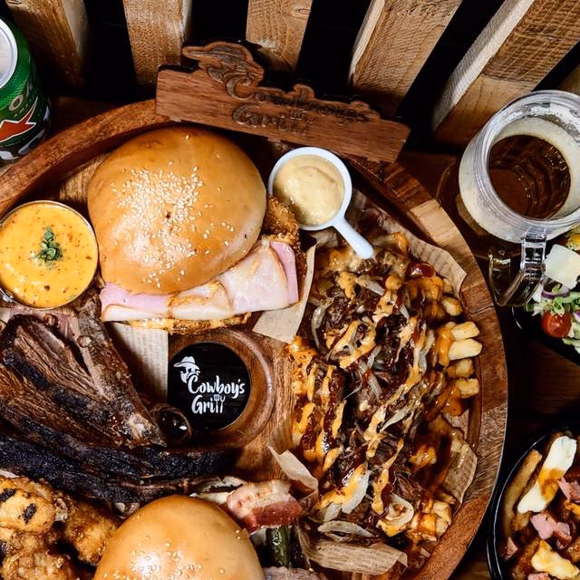 How do I find the best place to eat?