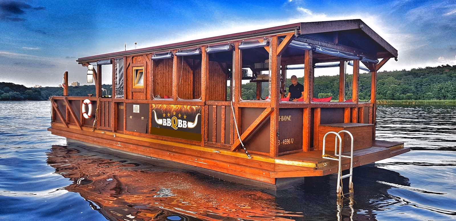 Wie viel kostet ein Grill auf einem Boot?