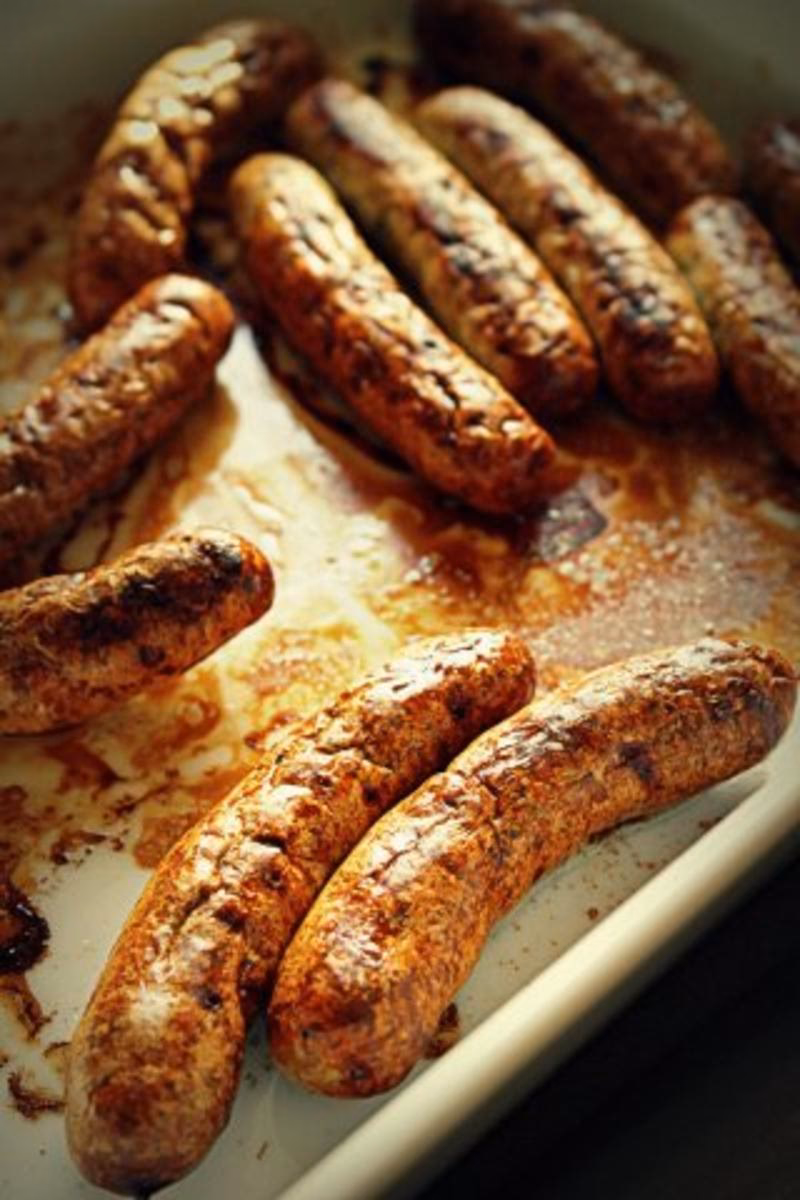 Wie kann man Bratwürste auf den Grill legen?