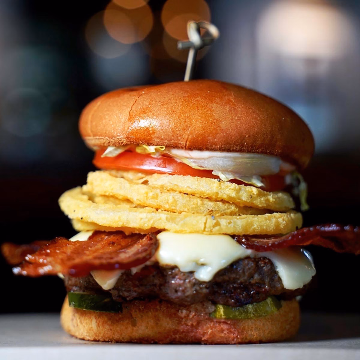 Does Burtons Grill & Bar of Mt Pleasant have a vegetarian menu?