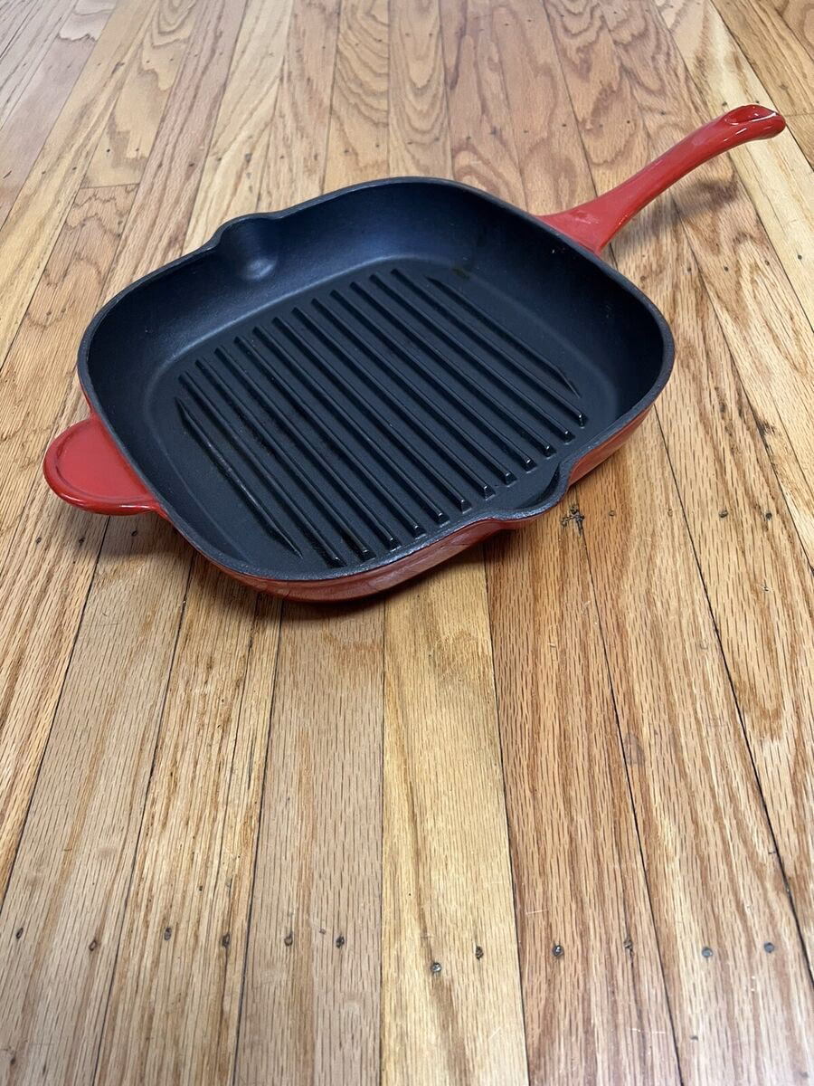 Is Crofton cookware safe?