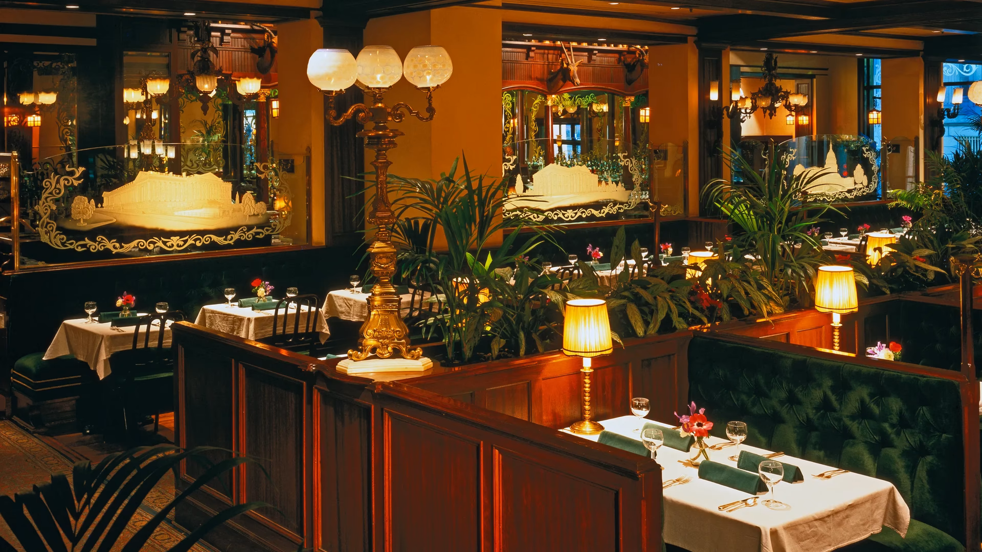 Where is the Oyster Bar at Old Ebbitt Grill?