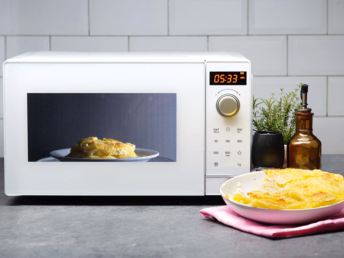 Welche Vorteile bietet eine Einbauherde mit Mikrowelle?