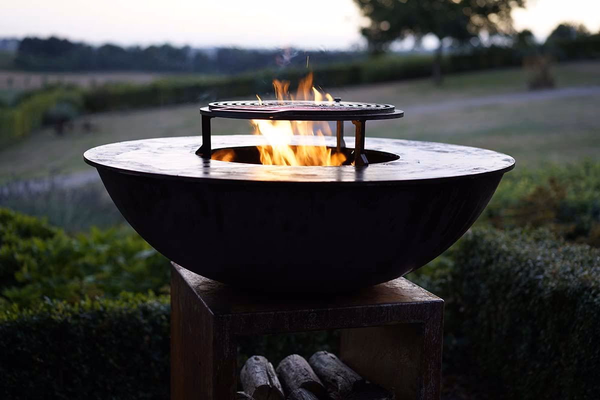 Welche Ausrüstung braucht man für eine grillschale?