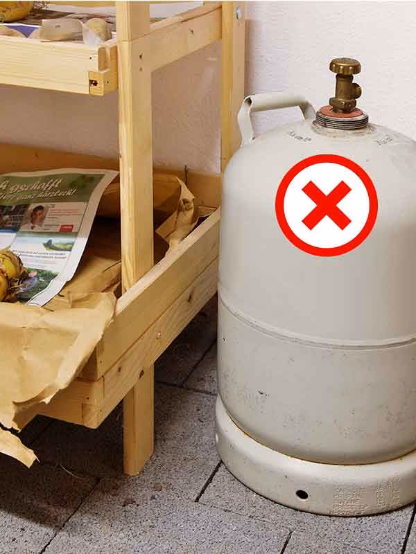 Wie sollten Gasgrill und Gasflaschen aufbewahrt werden?