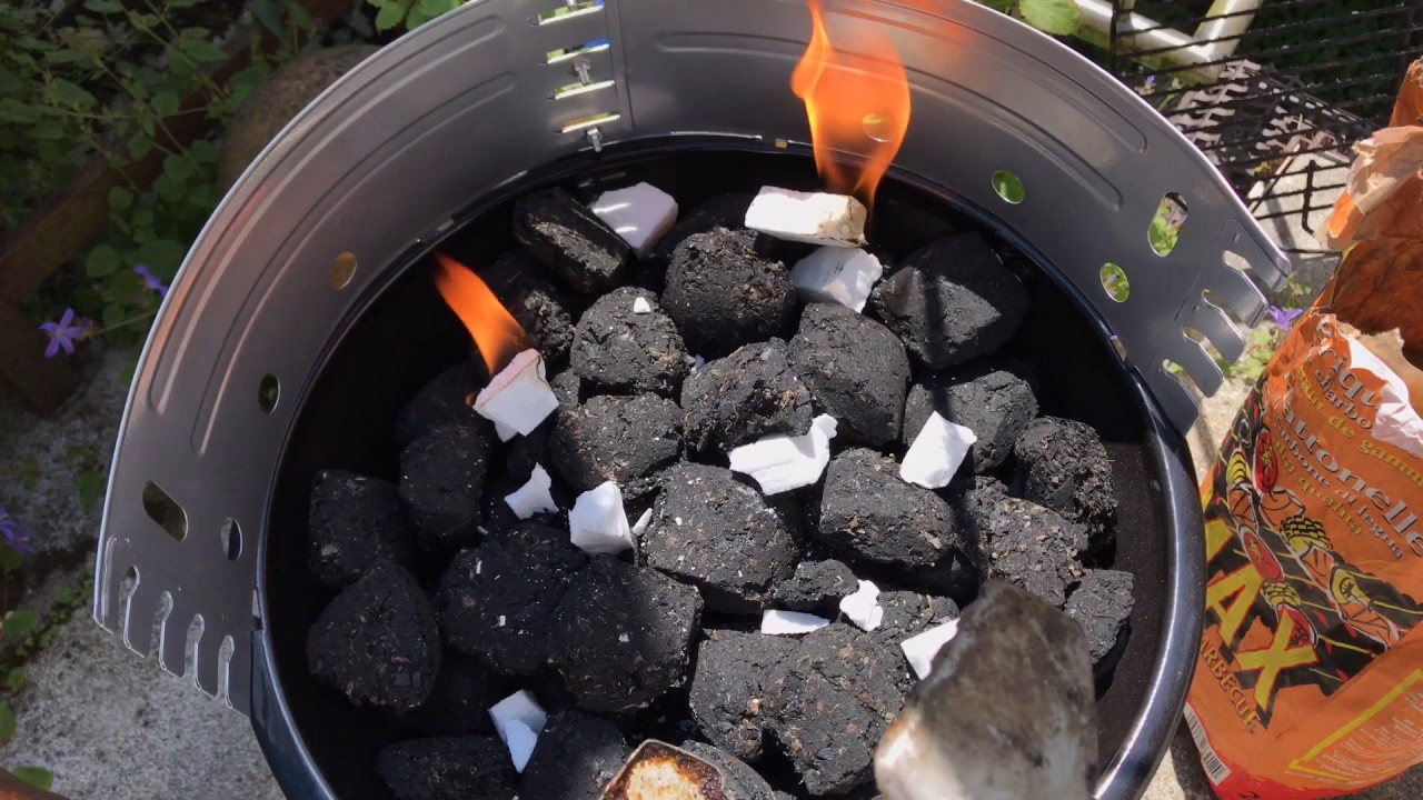 Wie viel Holzkohle benötige ich für einen Grill?