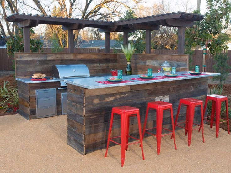 Kann man eine Hausbar selber bauen?