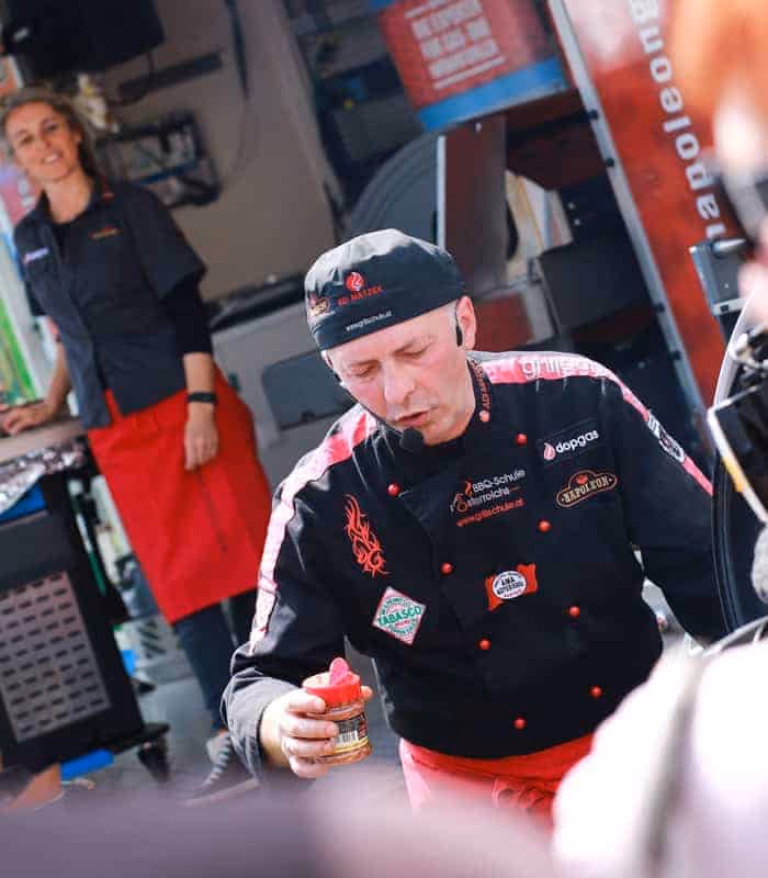 Wie fördert Grillen den kommunikativen Zusammenhalt?