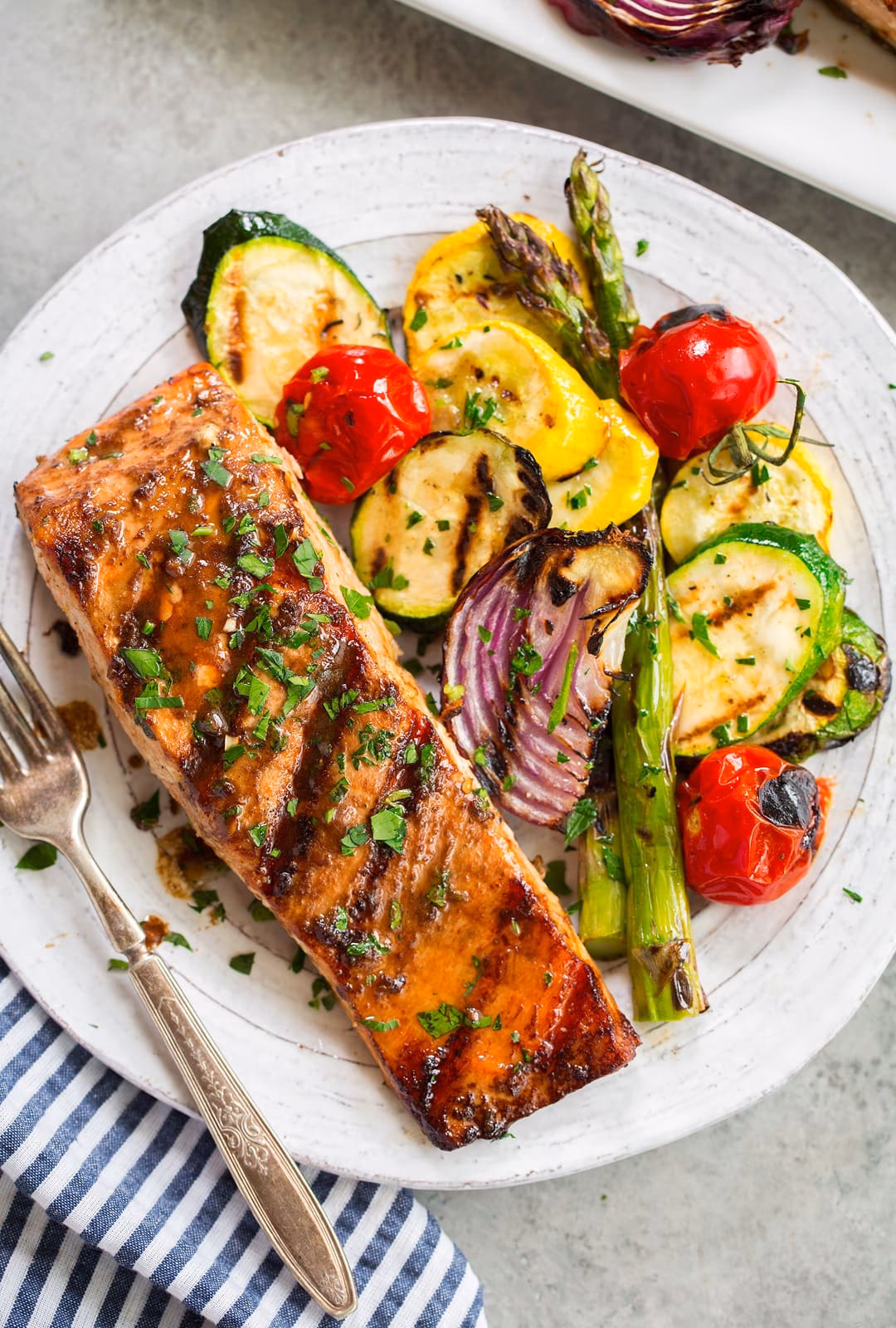 What is the best cooking method for salmon steak?
