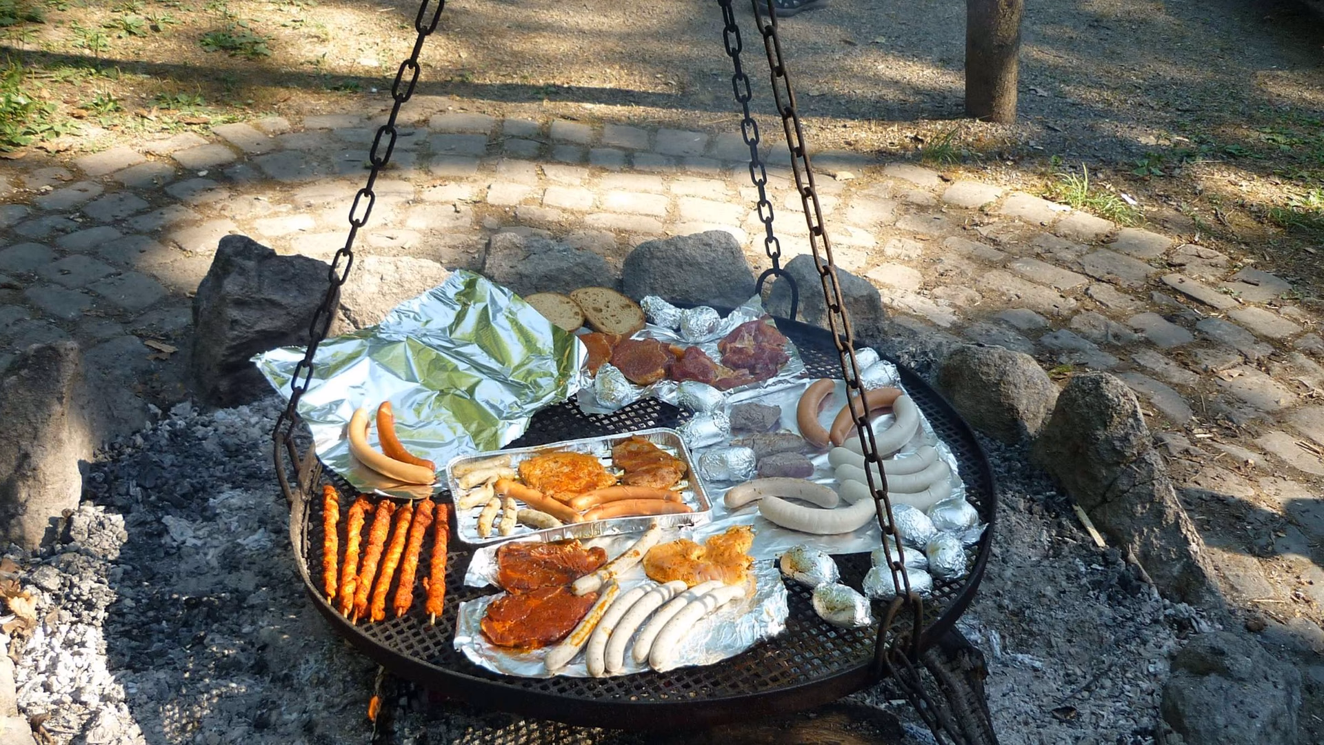 Wie kommt man zum Grillen?