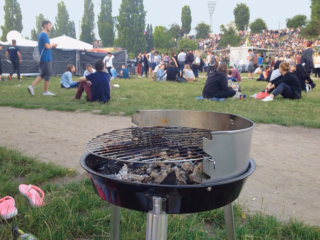 Wer kümmert sich um den Betrieb des Grillplatzes?