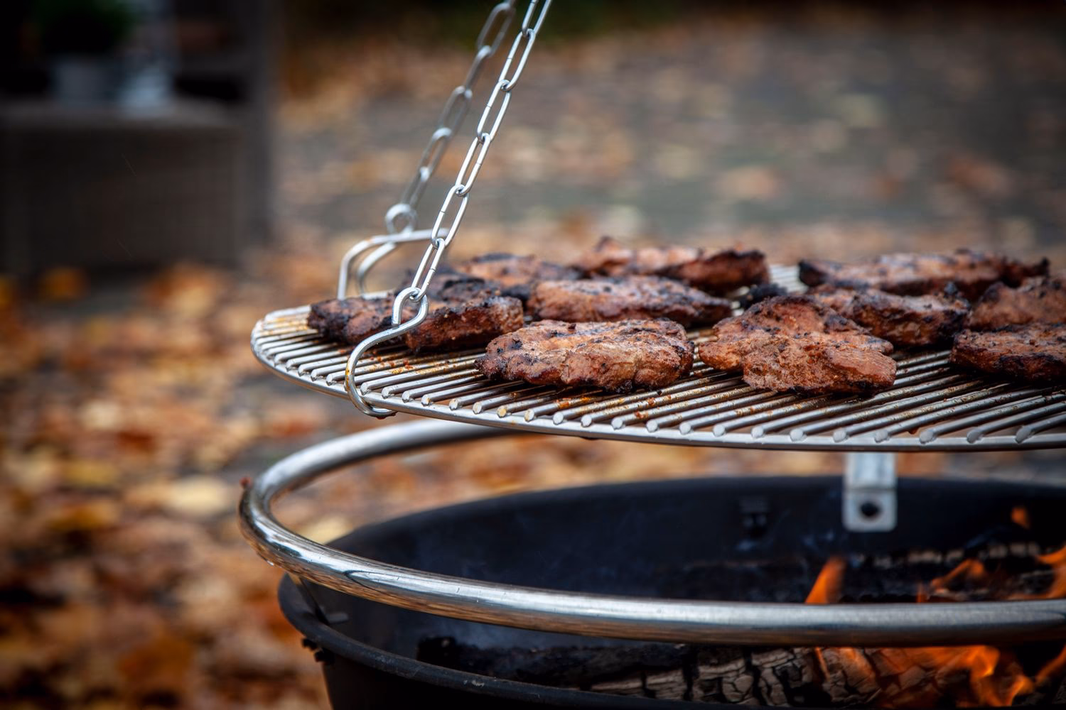 Was ist beim Garen mit dem Schwenkgrill zu beachten?