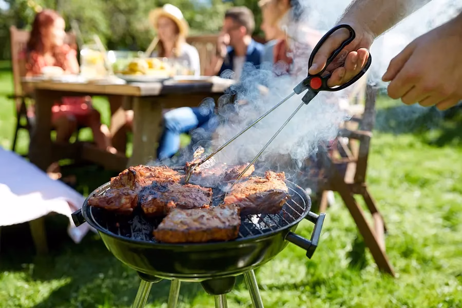 Wie oft darf man grillen ohne Ärger mit den Nachbarn zu bekommen?
