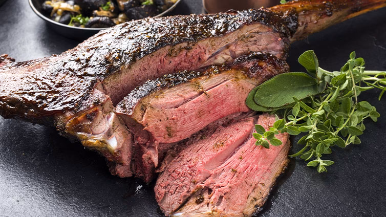 Wie lange braucht eine Hirschkeule im Ofen?