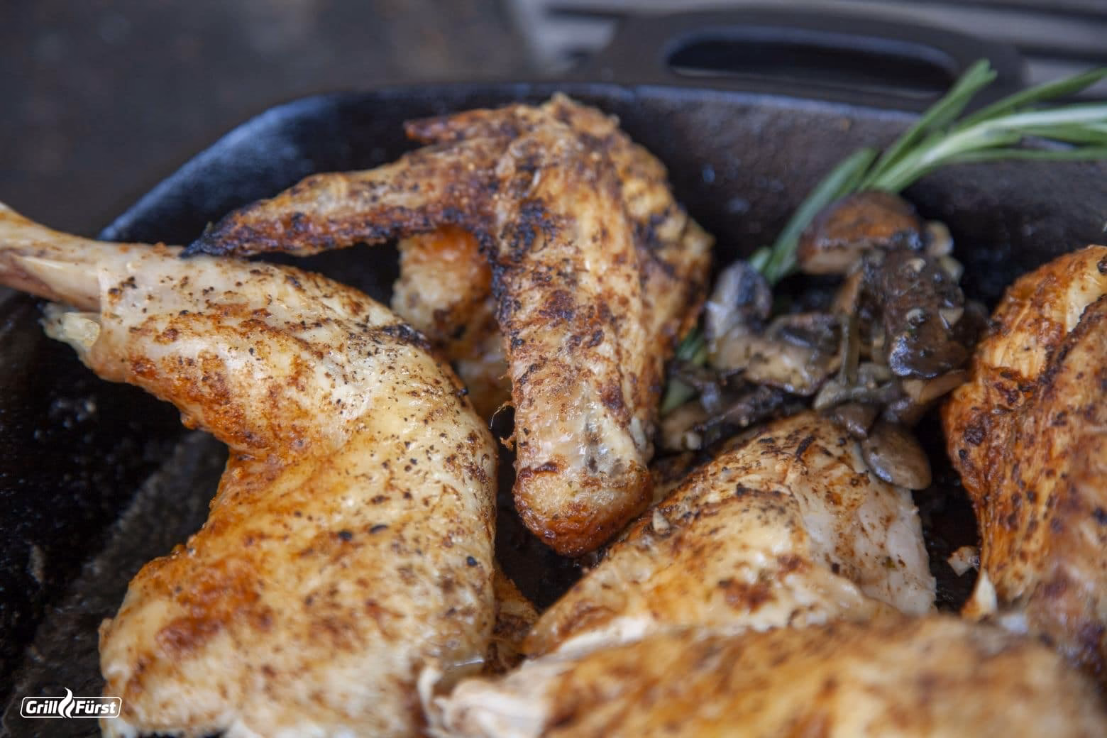 Wie grillt man Hähnchenkeule?
