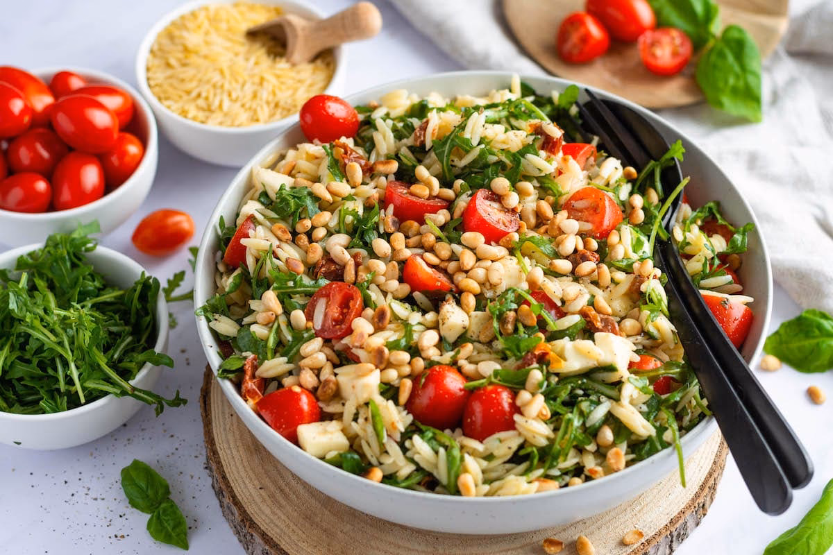 Was passt zu einem grillsalat?