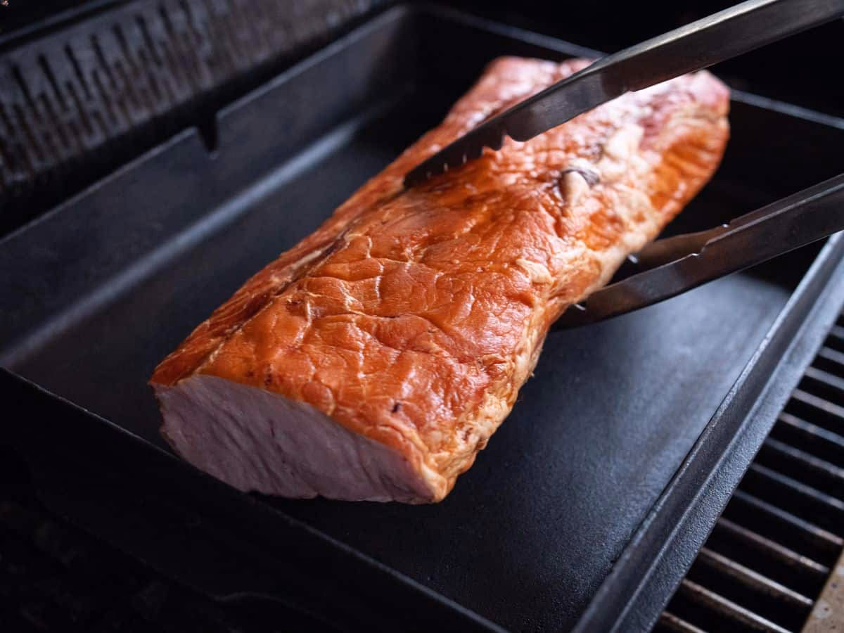 Wie bereite ich einen Kassler Lachs auf den Grill?