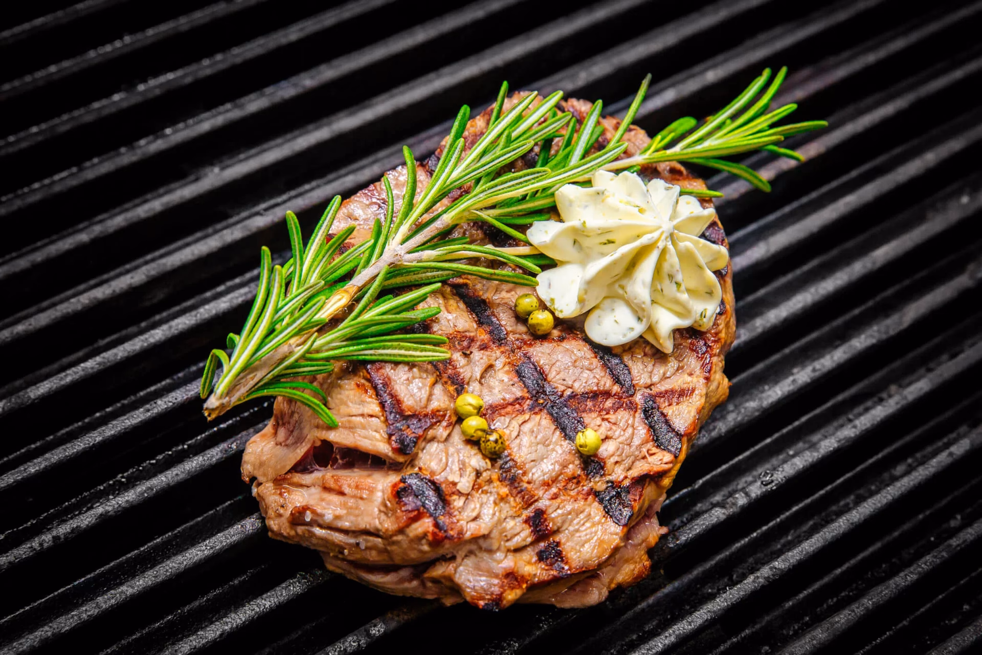 Wie viele Kräuter zum Grillen?