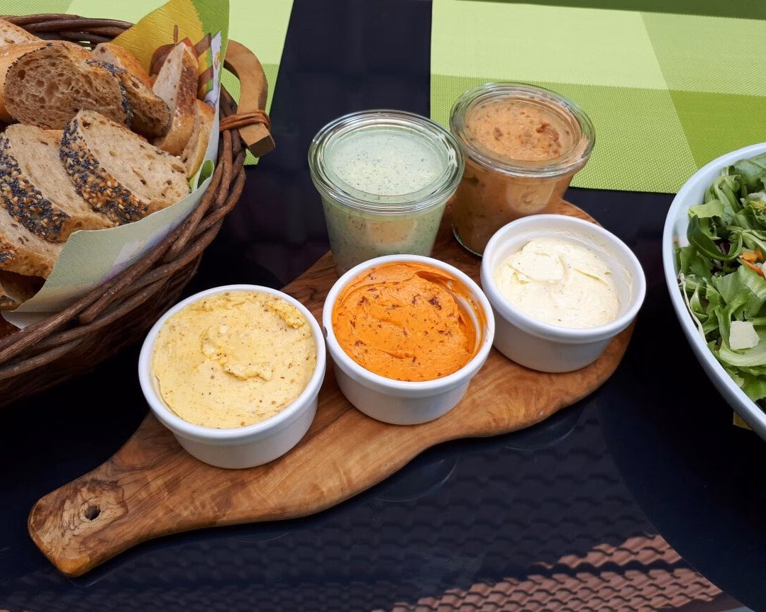 Wie bereite ich Butter zum Grillen zu?