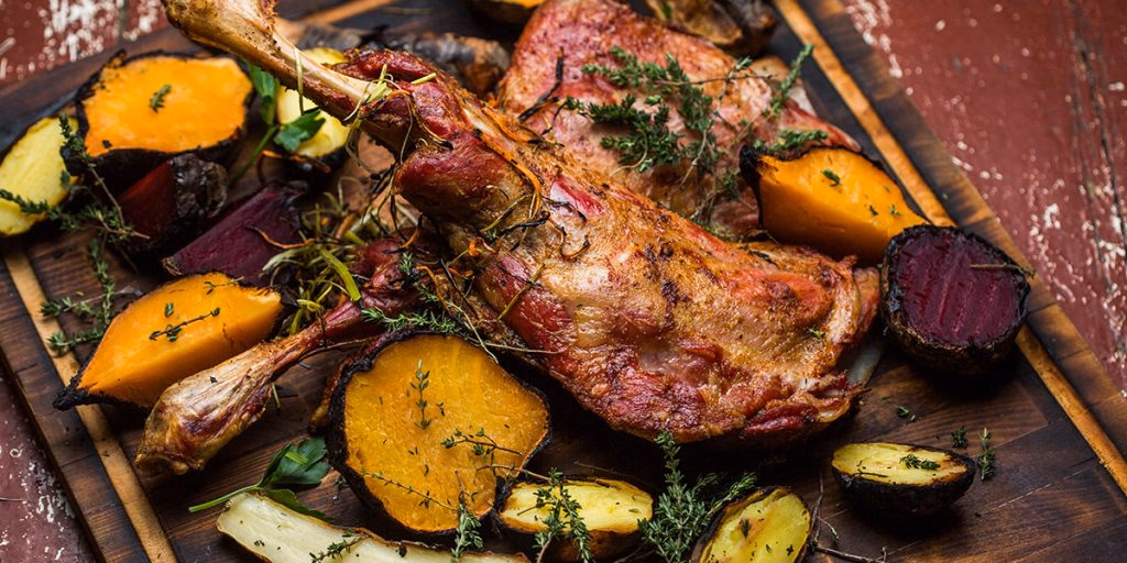 Wie berechnet man die Garstufe der Lammkeule auf dem Grill?