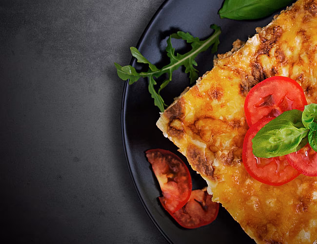 Wie bewahrt man Lasagne vor dem Austrocknen?