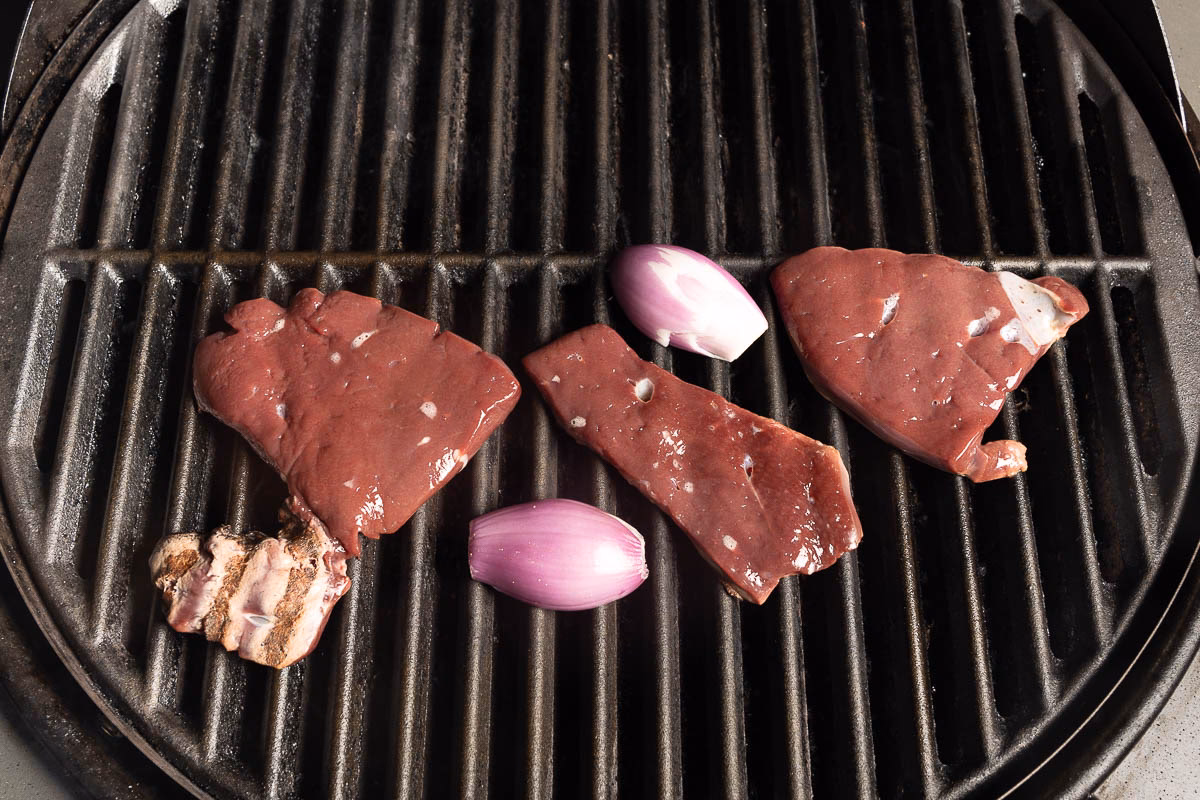 Wie kocht man griechische Rinder Leber?