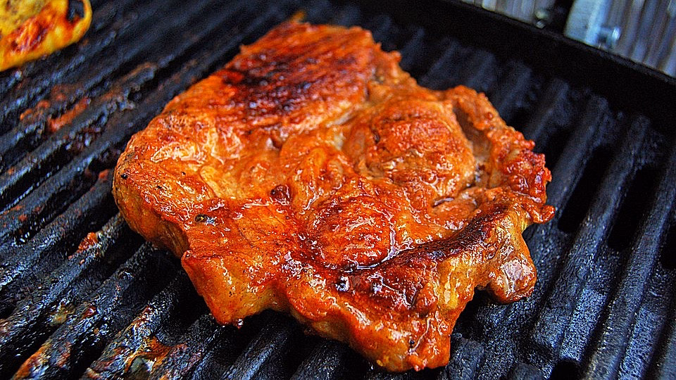 Wie lange muss Schweinefleisch in der Marinade eingelegt werden?