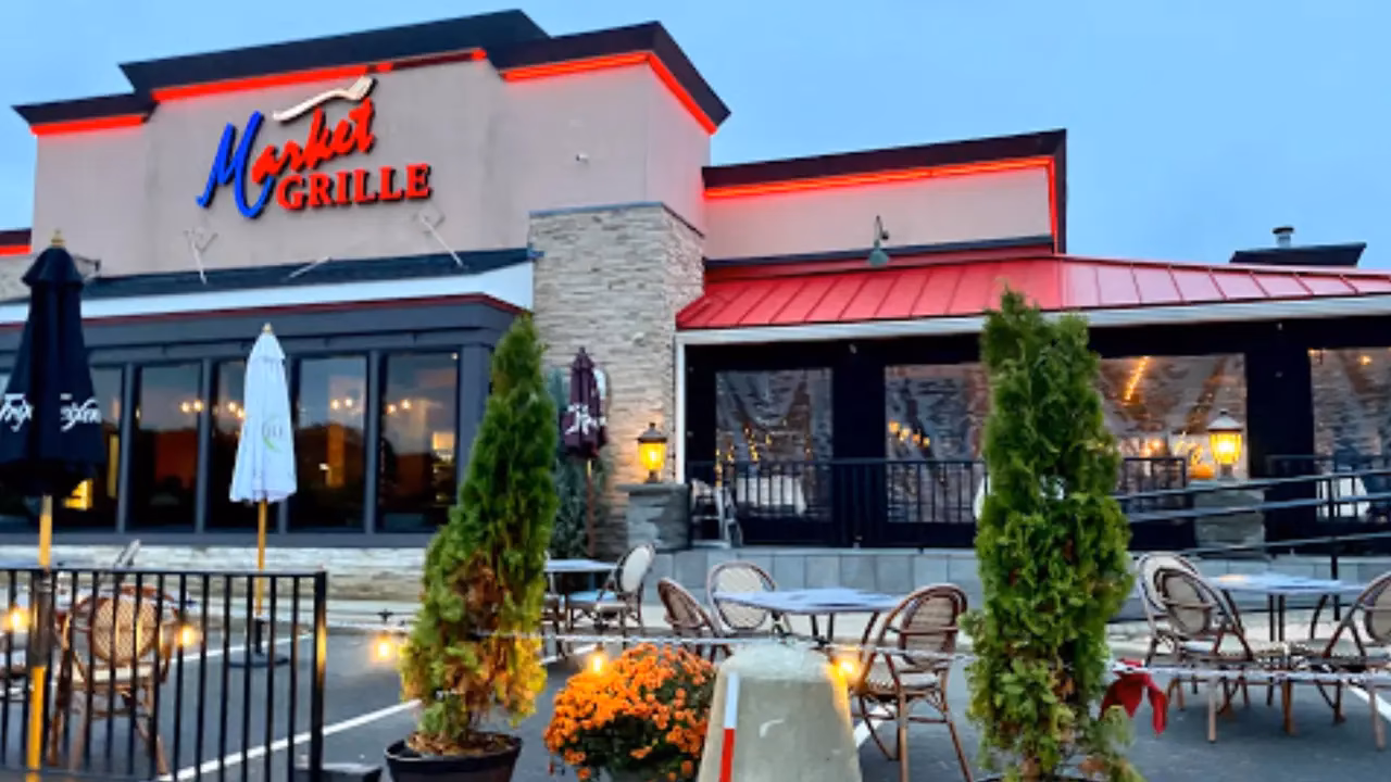 What can I eat at Market Grille?