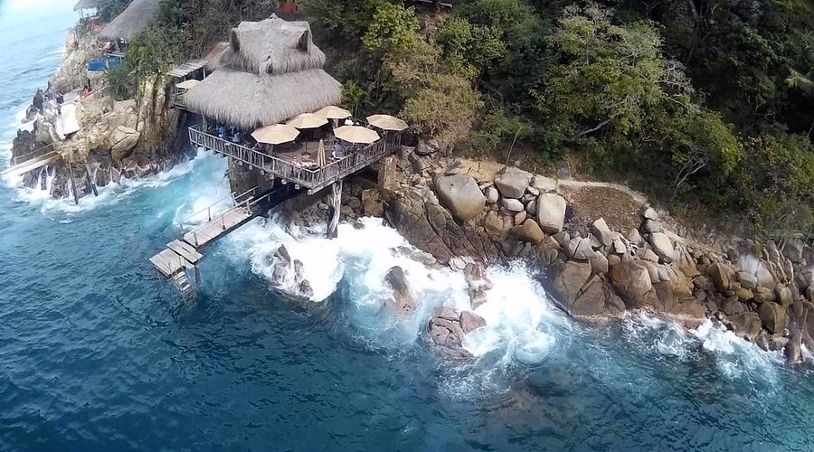 Is Ocean Grill Vallarta Open?