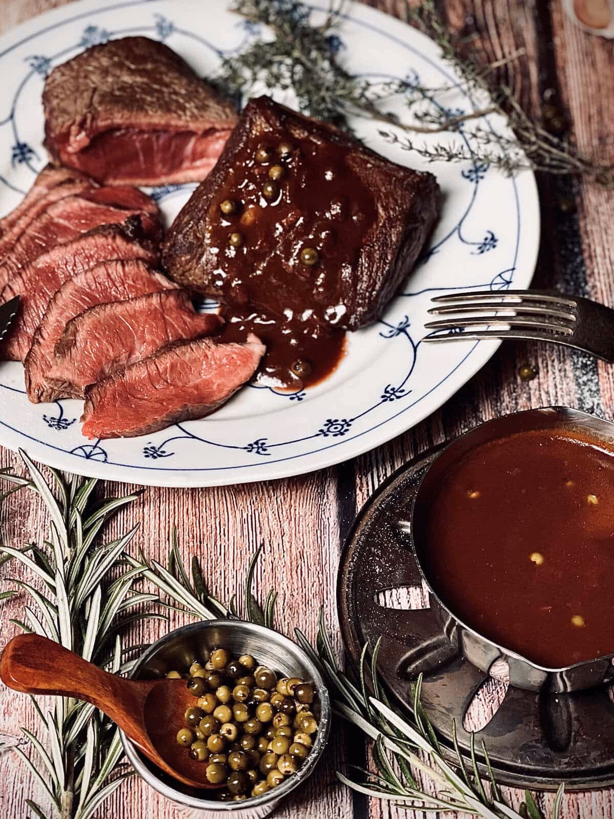 Wie bereite ich Pfeffersoße zu?