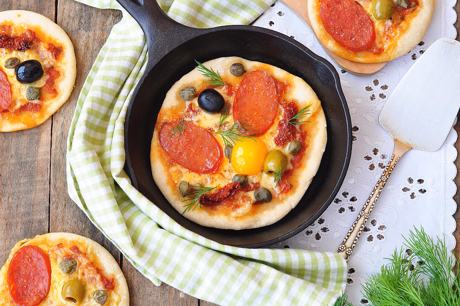 Kann man Pizza in der Mikrowelle Aufwärmen?