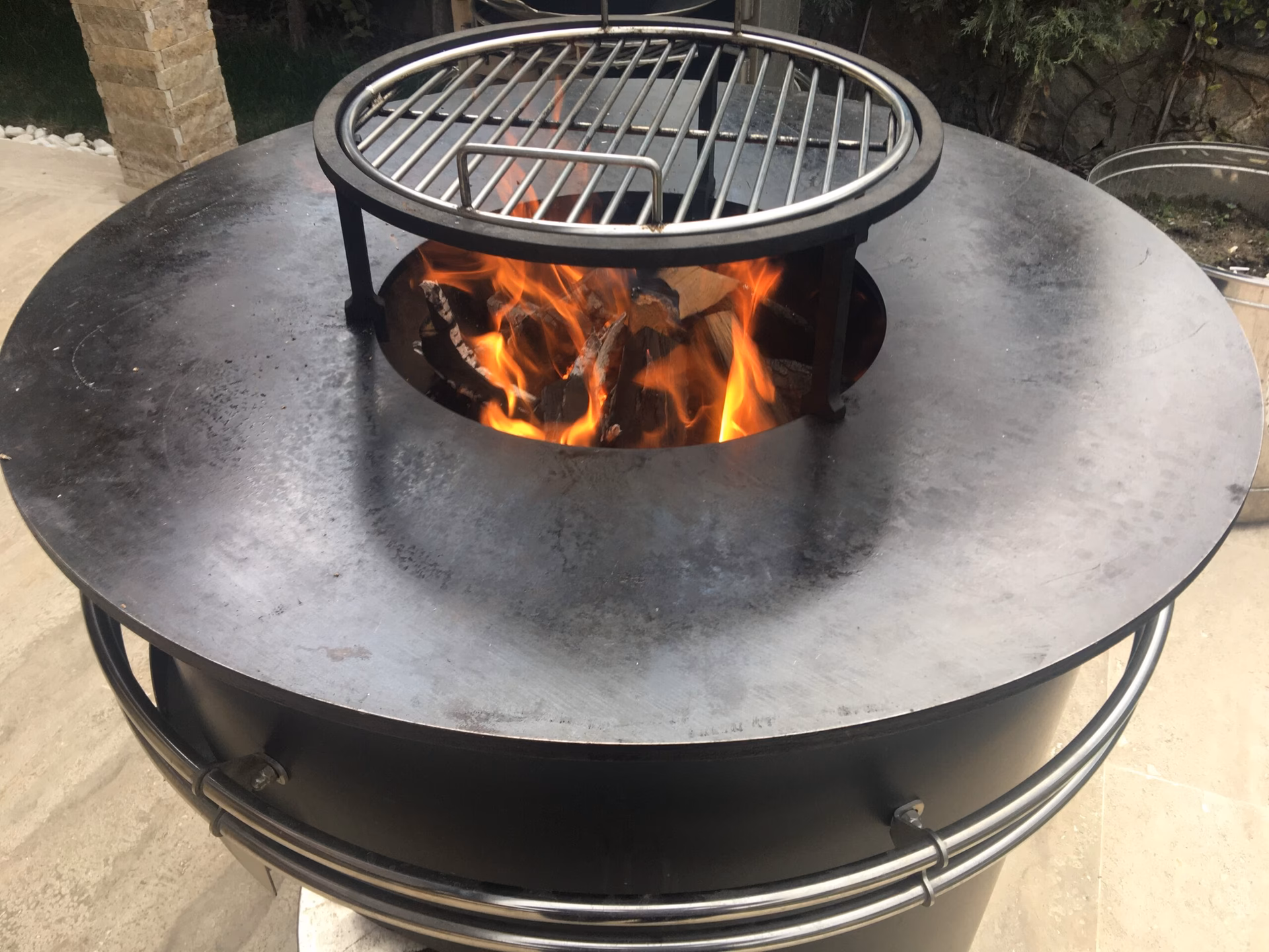 Was ist der Unterschied zwischen einem plattengrill und einem herkömmlichen Grill?