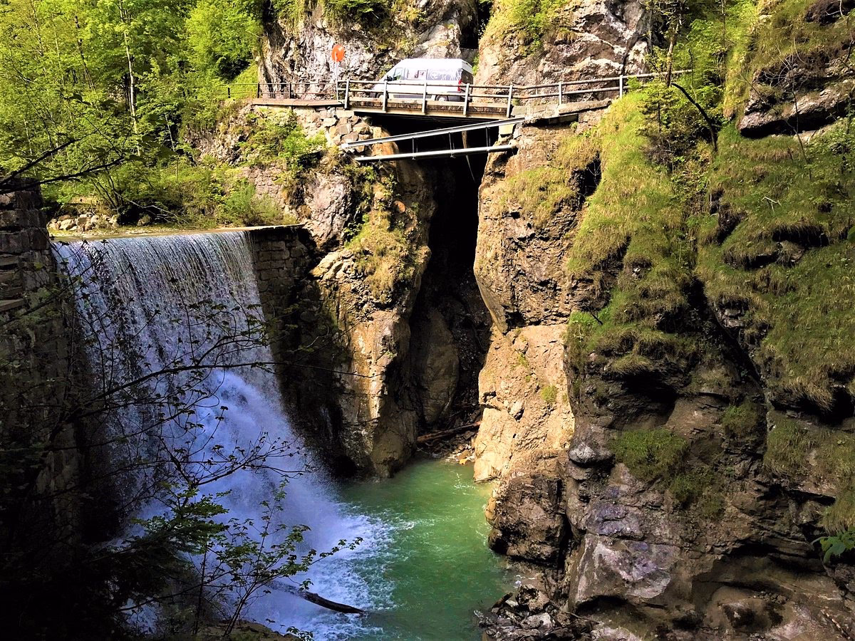 Was ist der Unterschied zwischen einem Rappenloch und einem Alploch?