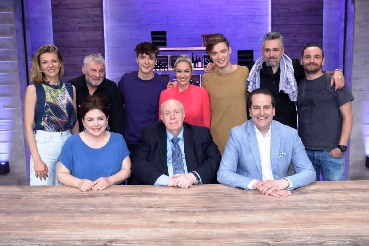 Wie kann man Fleischstücke auf den Grill einpinseln?