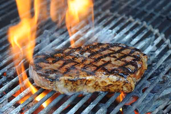 Wie grillt man ein Rinderfiletsteak?