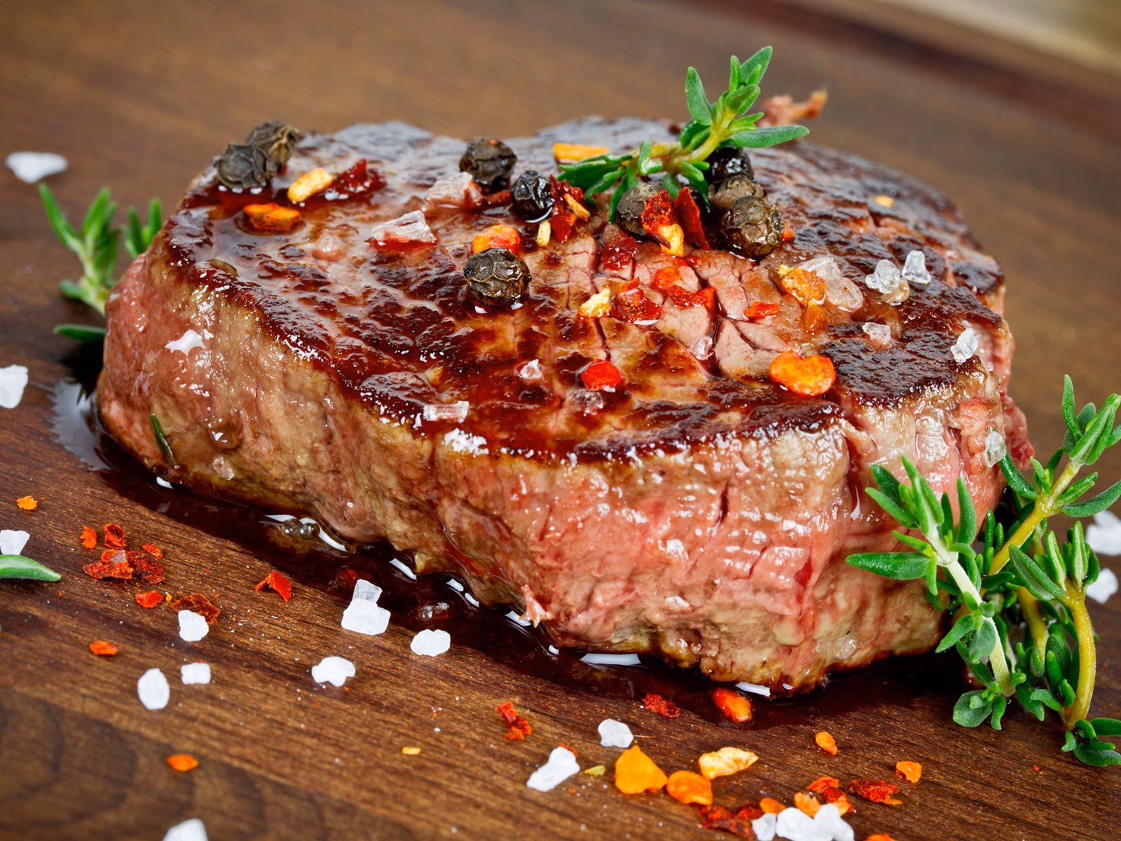 Wie bereite ich Steaks in den Backofen vor?