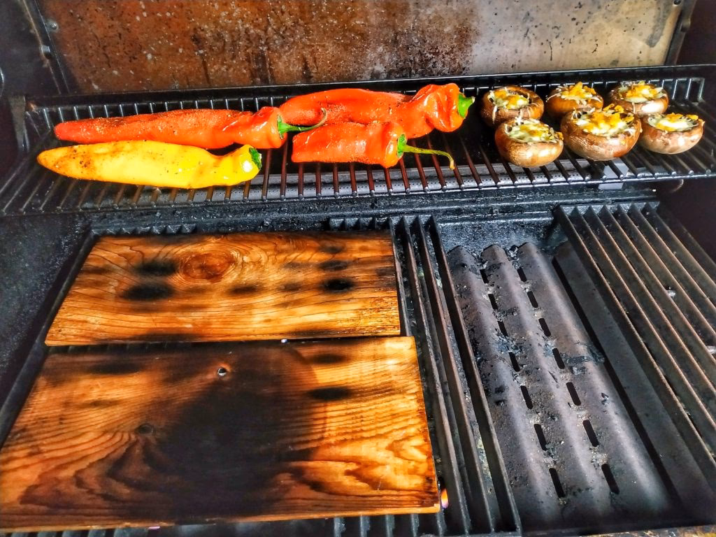 Wie bereitet man Heilbutt-Stücke zu?