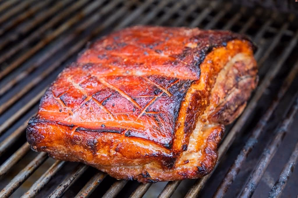 Wie verpackt man Schweinebauch in einen Vakuumbeutel?