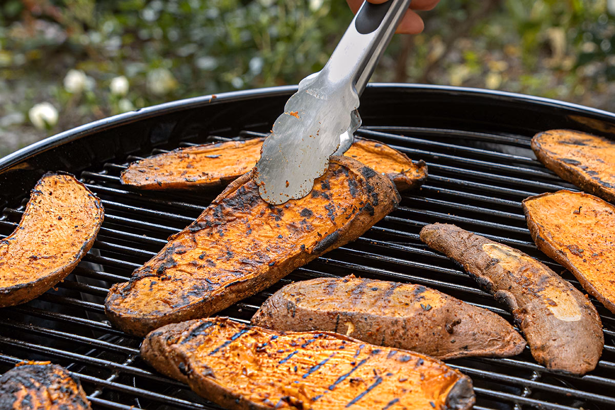 Wie lange braucht eine gegrillte Süßkartoffel?