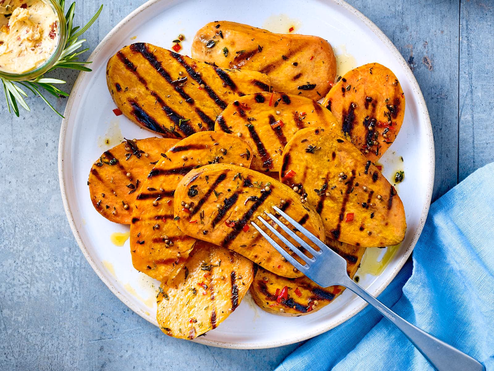 Wie schmeckt eine gegrillte Süßkartoffel?