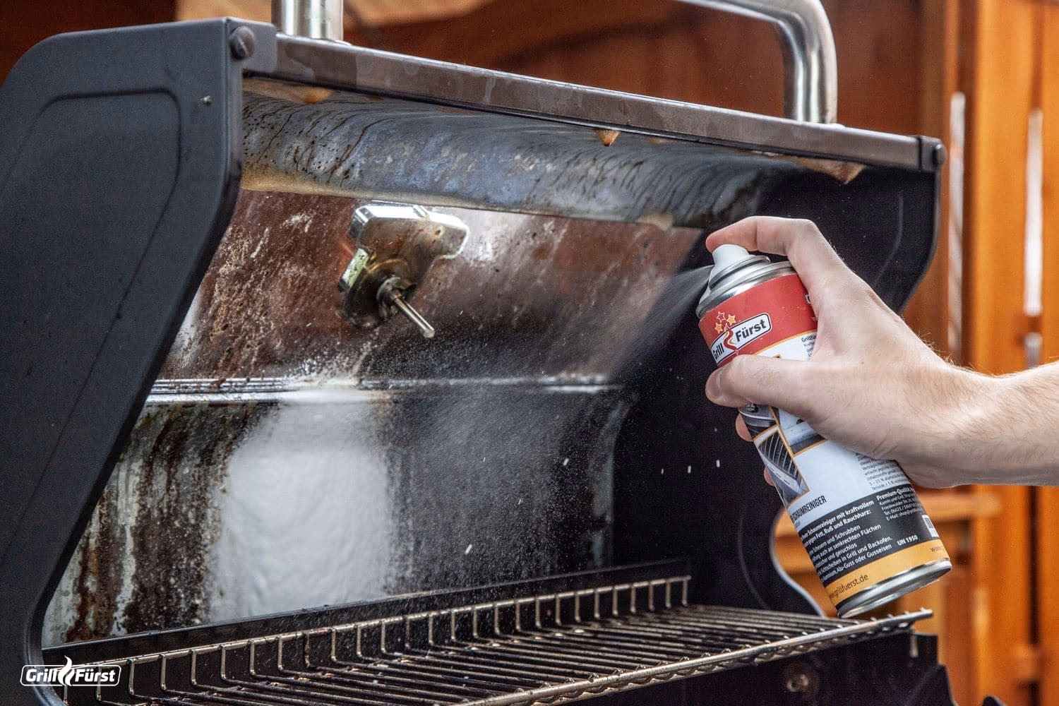 Wie oft sollte man einen Gasgrill reinigen?