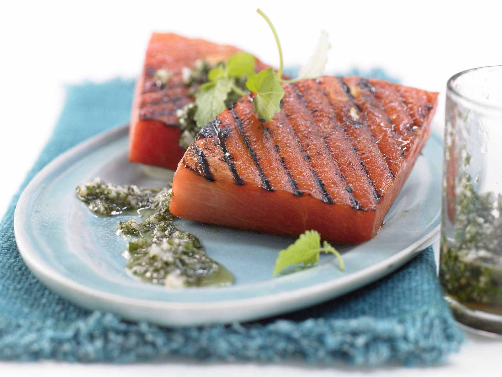 Kann man Wassermelone mit Zucker Grillen?