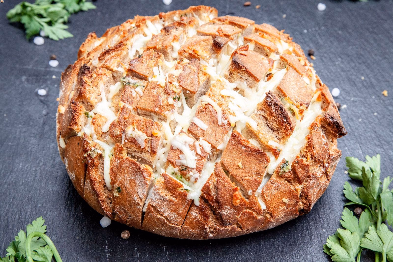 Wie kann ich Kräuterbrot mit meinem Kind selber herstellen?