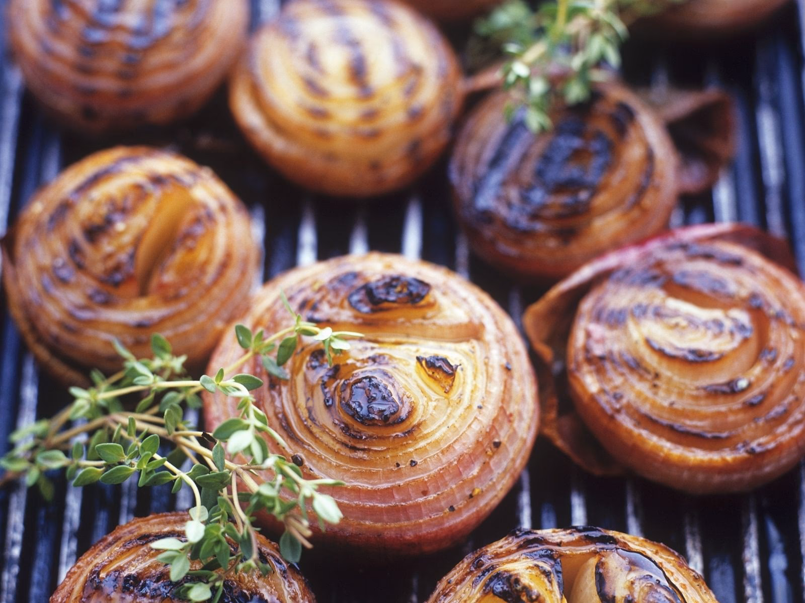 Welche Speisen eignen sich für gegrillte Zwiebeln?